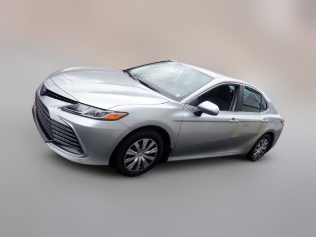 2022 Toyota Camry Hybrid LE