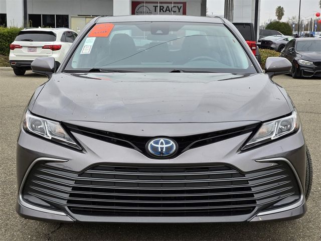 2022 Toyota Camry Hybrid LE