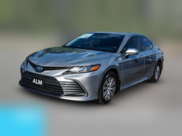 2022 Toyota Camry Hybrid LE