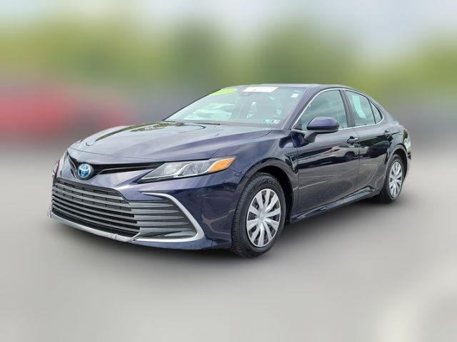 2022 Toyota Camry Hybrid LE