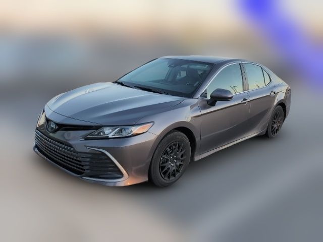 2022 Toyota Camry Hybrid LE