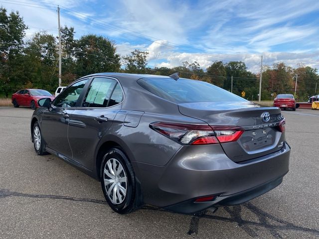 2022 Toyota Camry Hybrid LE