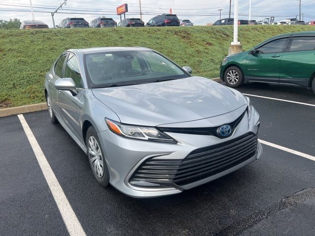 2022 Toyota Camry Hybrid LE