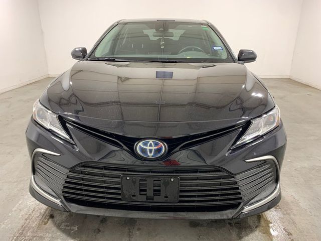 2022 Toyota Camry Hybrid LE