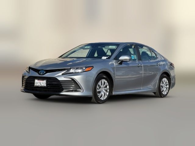 2022 Toyota Camry Hybrid LE