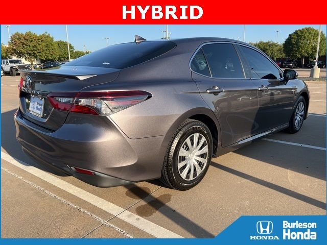 2022 Toyota Camry Hybrid LE