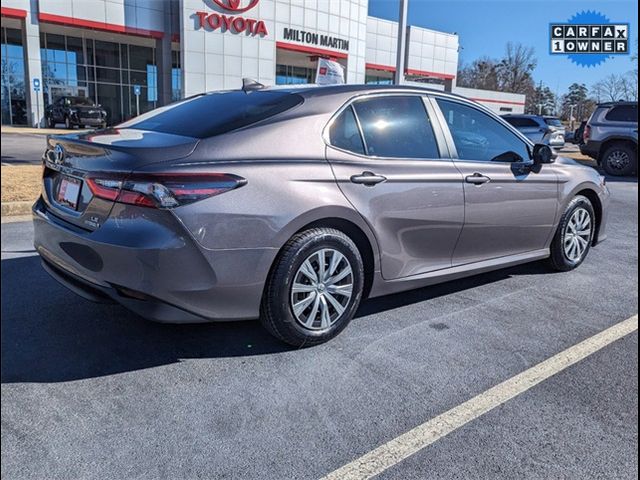 2022 Toyota Camry Hybrid LE