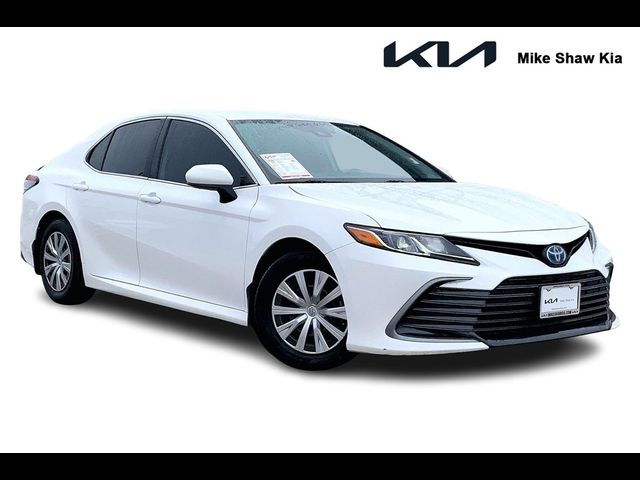 2022 Toyota Camry Hybrid LE