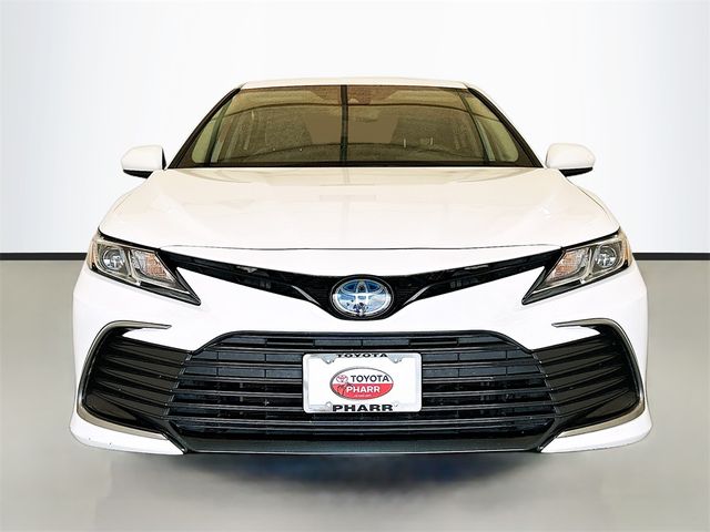 2022 Toyota Camry Hybrid LE