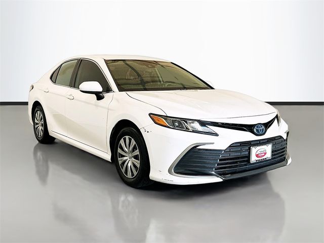 2022 Toyota Camry Hybrid LE