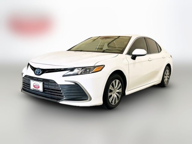 2022 Toyota Camry Hybrid LE