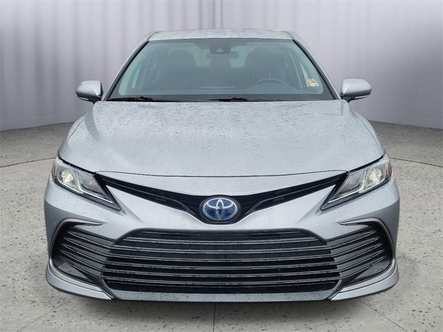 2022 Toyota Camry Hybrid LE