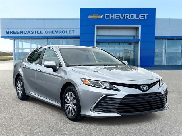 2022 Toyota Camry Hybrid LE