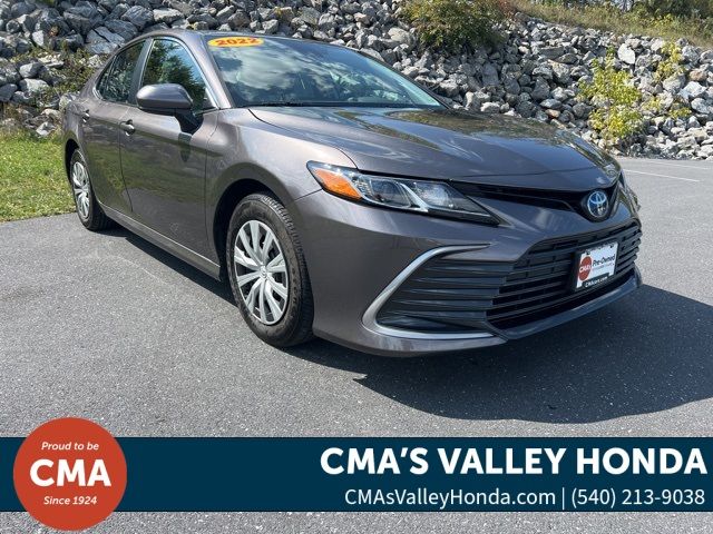 2022 Toyota Camry Hybrid LE