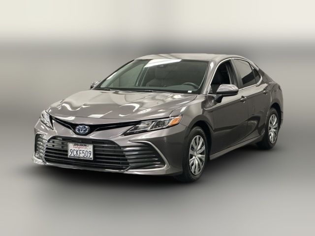 2022 Toyota Camry Hybrid LE