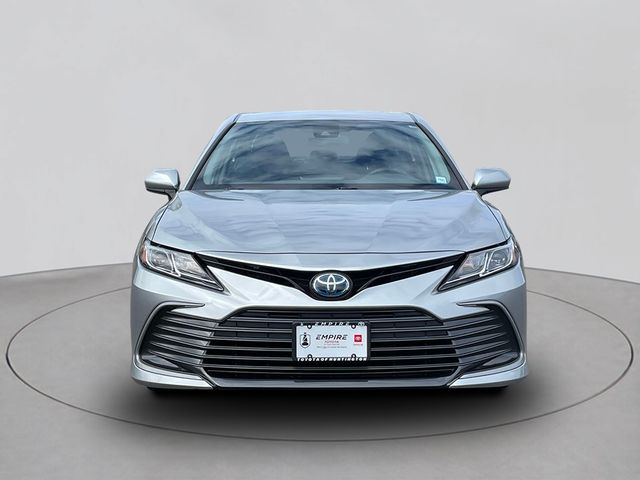 2022 Toyota Camry Hybrid LE