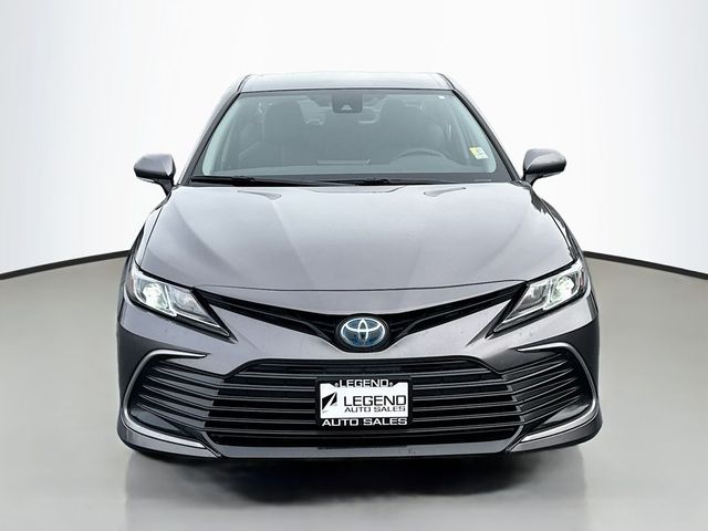 2022 Toyota Camry Hybrid LE