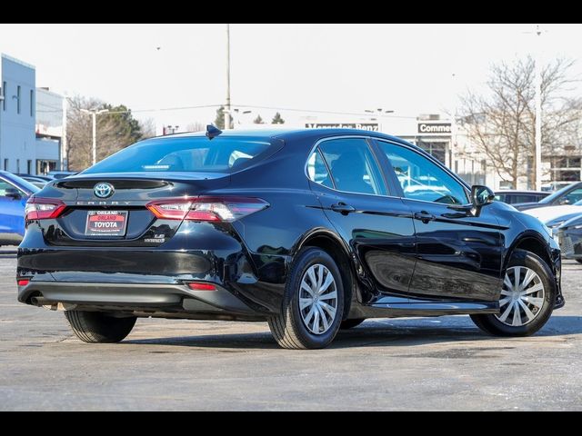 2022 Toyota Camry Hybrid LE