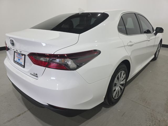 2022 Toyota Camry Hybrid LE
