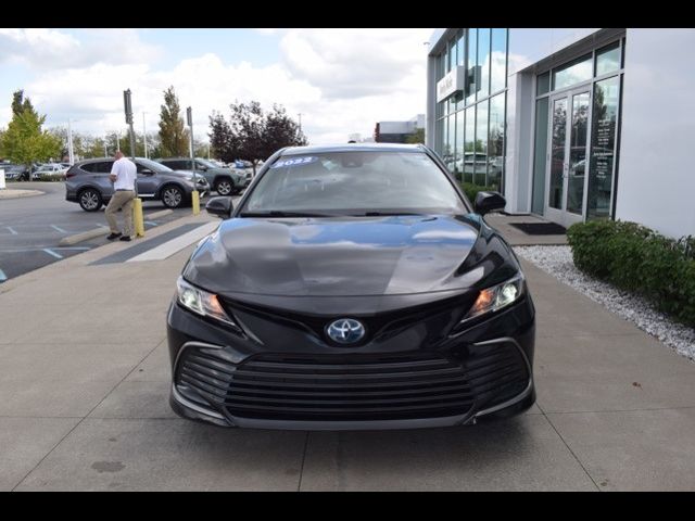 2022 Toyota Camry Hybrid LE