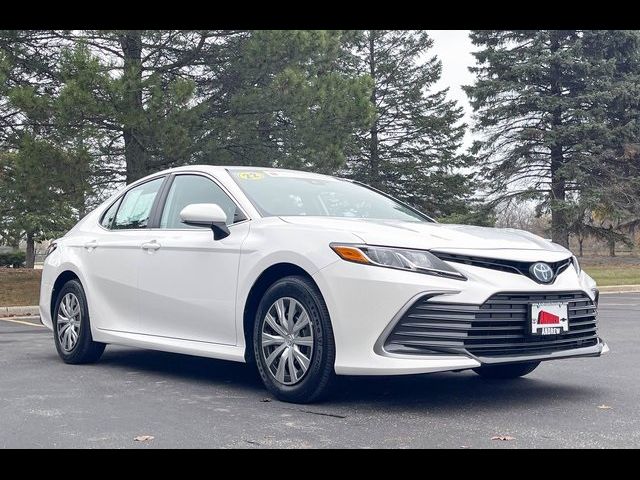 2022 Toyota Camry Hybrid LE