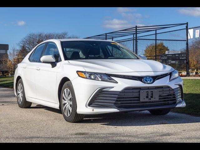 2022 Toyota Camry Hybrid LE