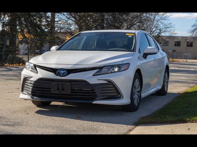 2022 Toyota Camry Hybrid LE