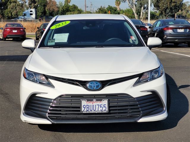 2022 Toyota Camry Hybrid LE