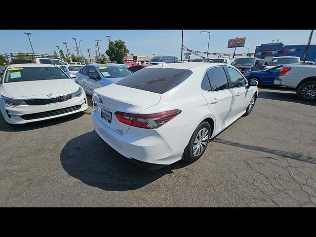 2022 Toyota Camry Hybrid LE