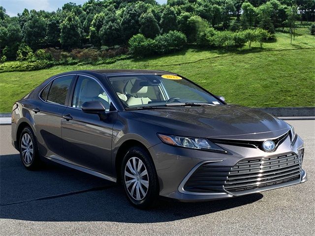 2022 Toyota Camry Hybrid LE