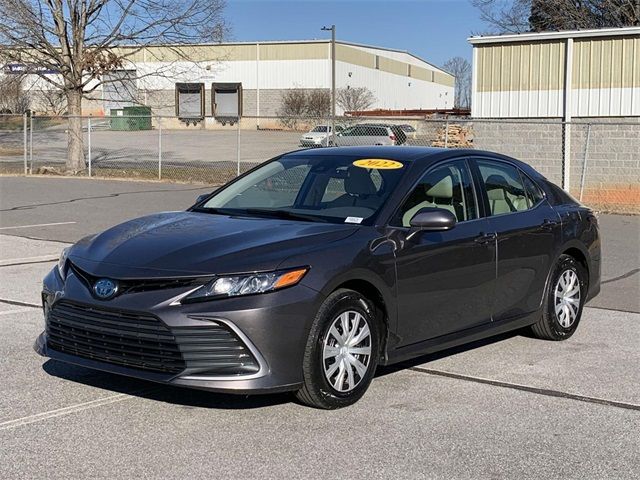 2022 Toyota Camry Hybrid LE