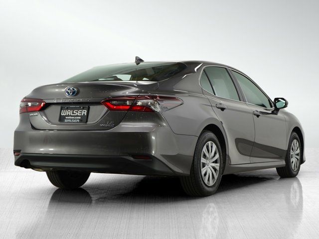 2022 Toyota Camry Hybrid LE