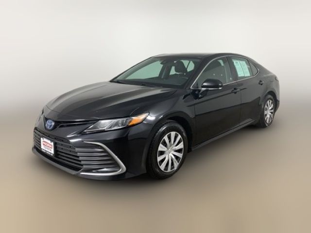 2022 Toyota Camry Hybrid LE