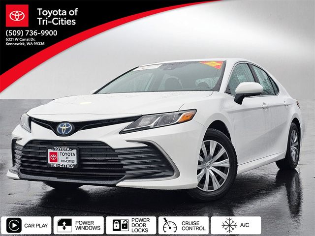 2022 Toyota Camry Hybrid LE