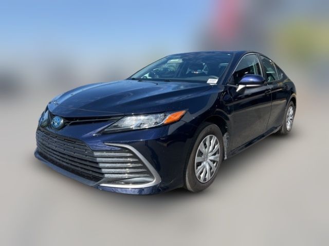 2022 Toyota Camry Hybrid LE