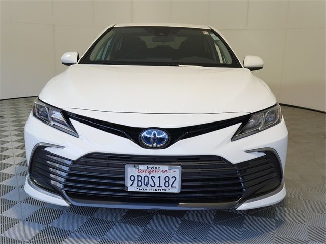 2022 Toyota Camry Hybrid LE