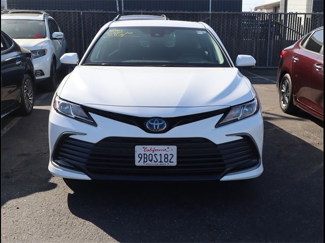 2022 Toyota Camry Hybrid LE