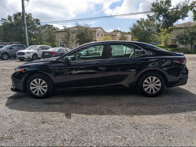 2022 Toyota Camry Hybrid LE