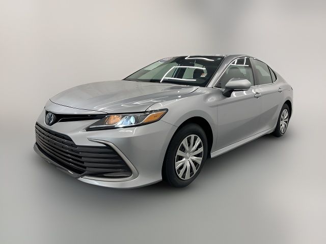 2022 Toyota Camry Hybrid LE