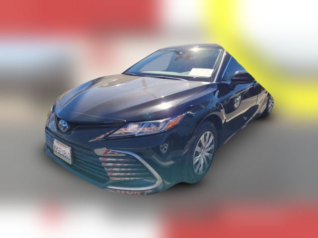 2022 Toyota Camry Hybrid LE