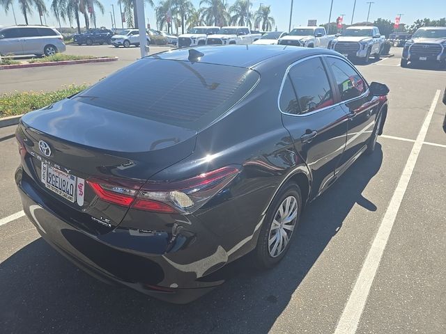 2022 Toyota Camry Hybrid LE