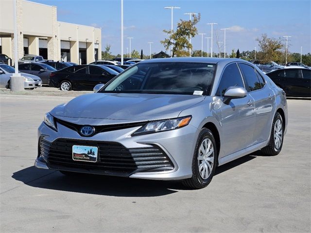 2022 Toyota Camry Hybrid LE