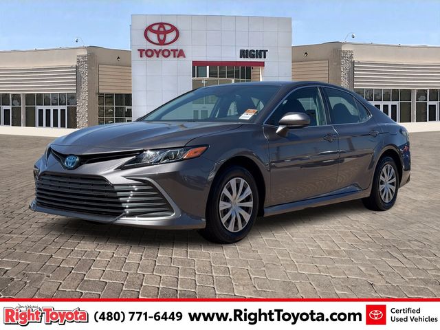 2022 Toyota Camry Hybrid LE