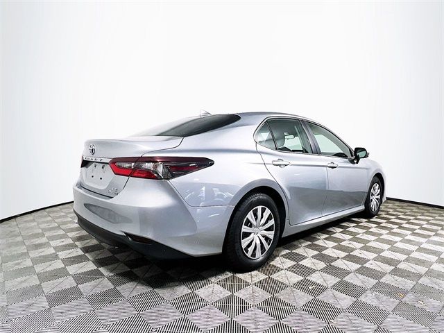 2022 Toyota Camry Hybrid LE