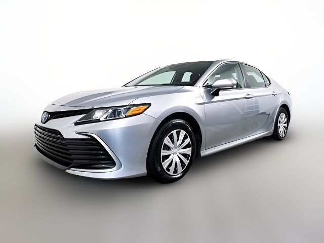 2022 Toyota Camry Hybrid LE