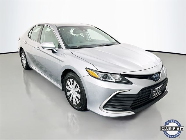 2022 Toyota Camry Hybrid LE