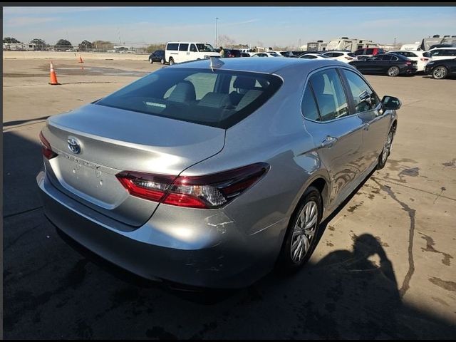 2022 Toyota Camry Hybrid LE