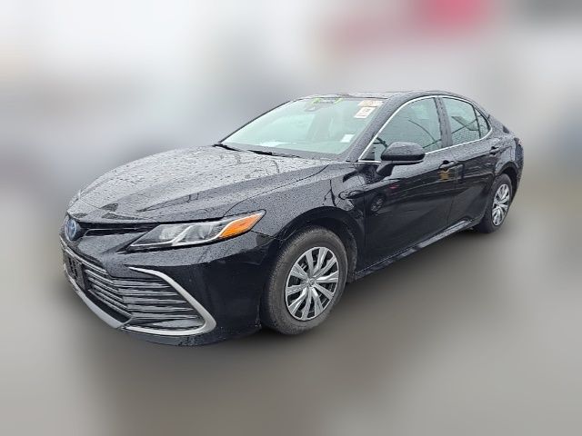 2022 Toyota Camry Hybrid LE