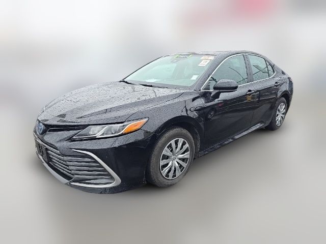 2022 Toyota Camry Hybrid LE