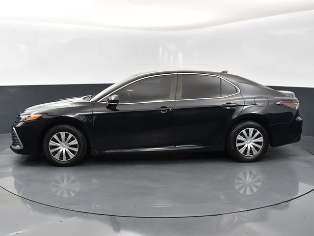 2022 Toyota Camry Hybrid LE